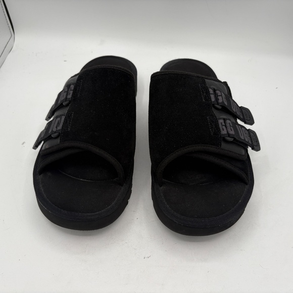 Sandals_&_Flip_Flops